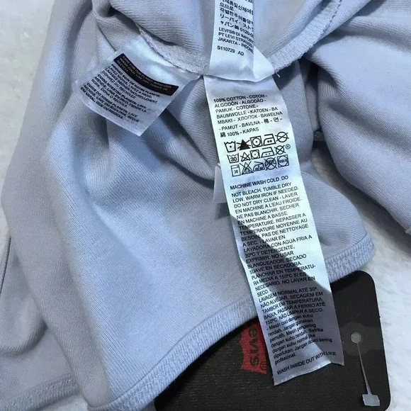 Levi's NWT Baby Blue Tank top Women Various - Picture 8 of 8